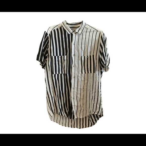 ISO | American Apparel | Black & White Stripe Button Down Shirt - L/XL preferred - Picture 1 of 1